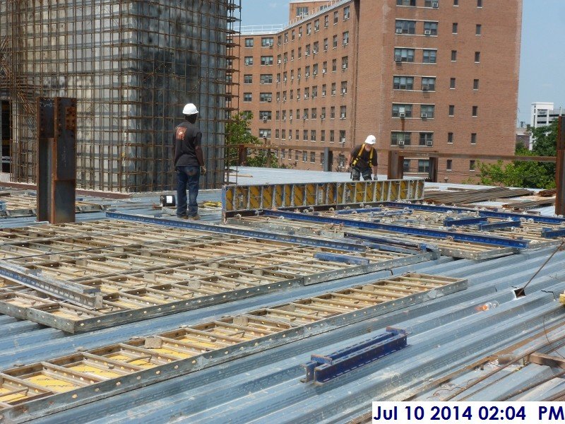 Constructing the shear wall panels for Stair -4 (3rd Floor) Facing North-East (800x600)